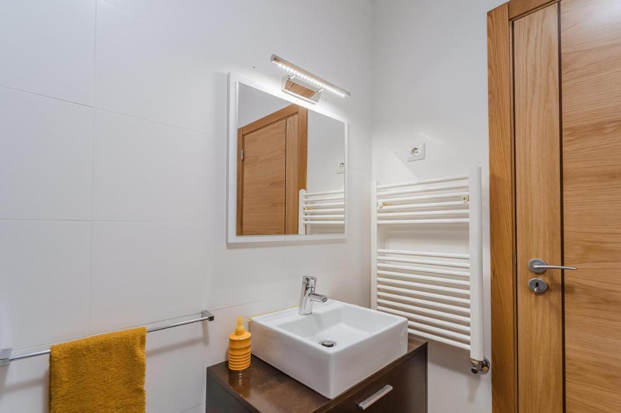 Farol Beach Place Назаре Екстериор снимка