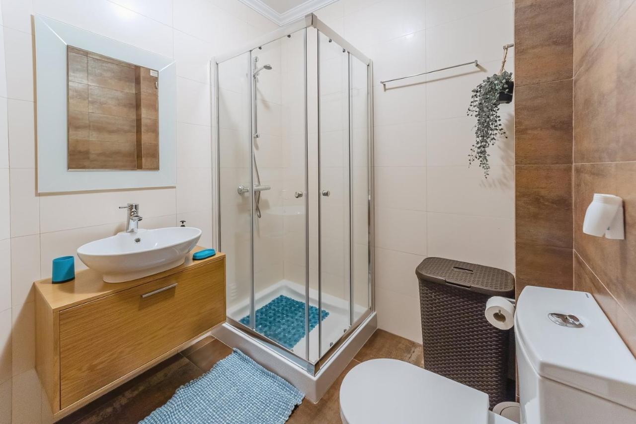 Farol Beach Place Назаре Екстериор снимка