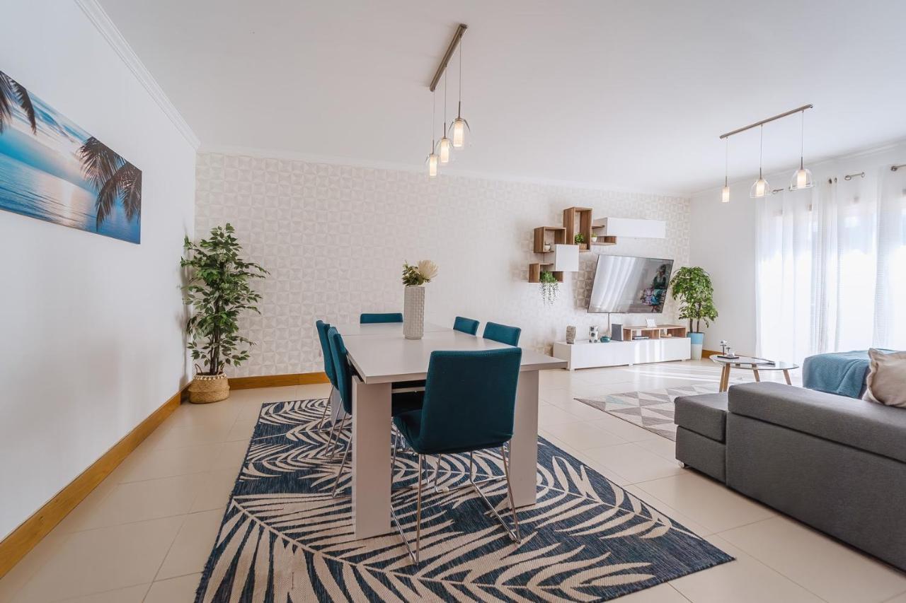 Farol Beach Place Назаре Екстериор снимка