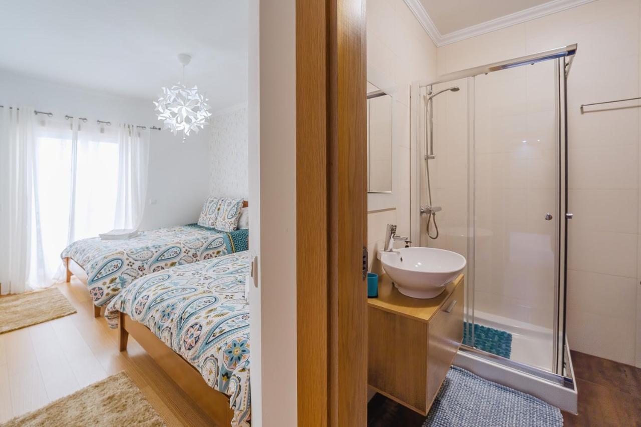 Farol Beach Place Назаре Екстериор снимка