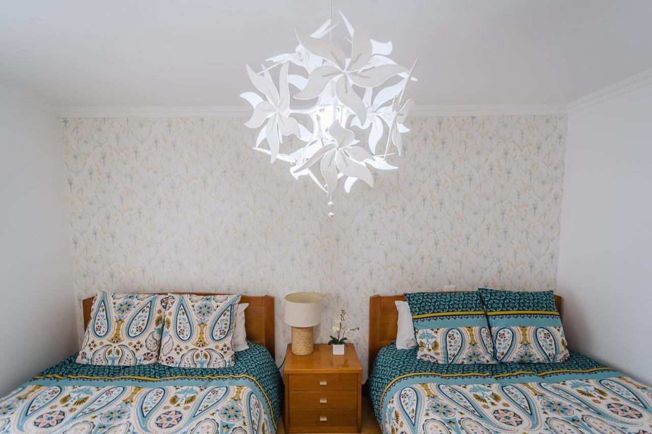 Farol Beach Place Назаре Екстериор снимка